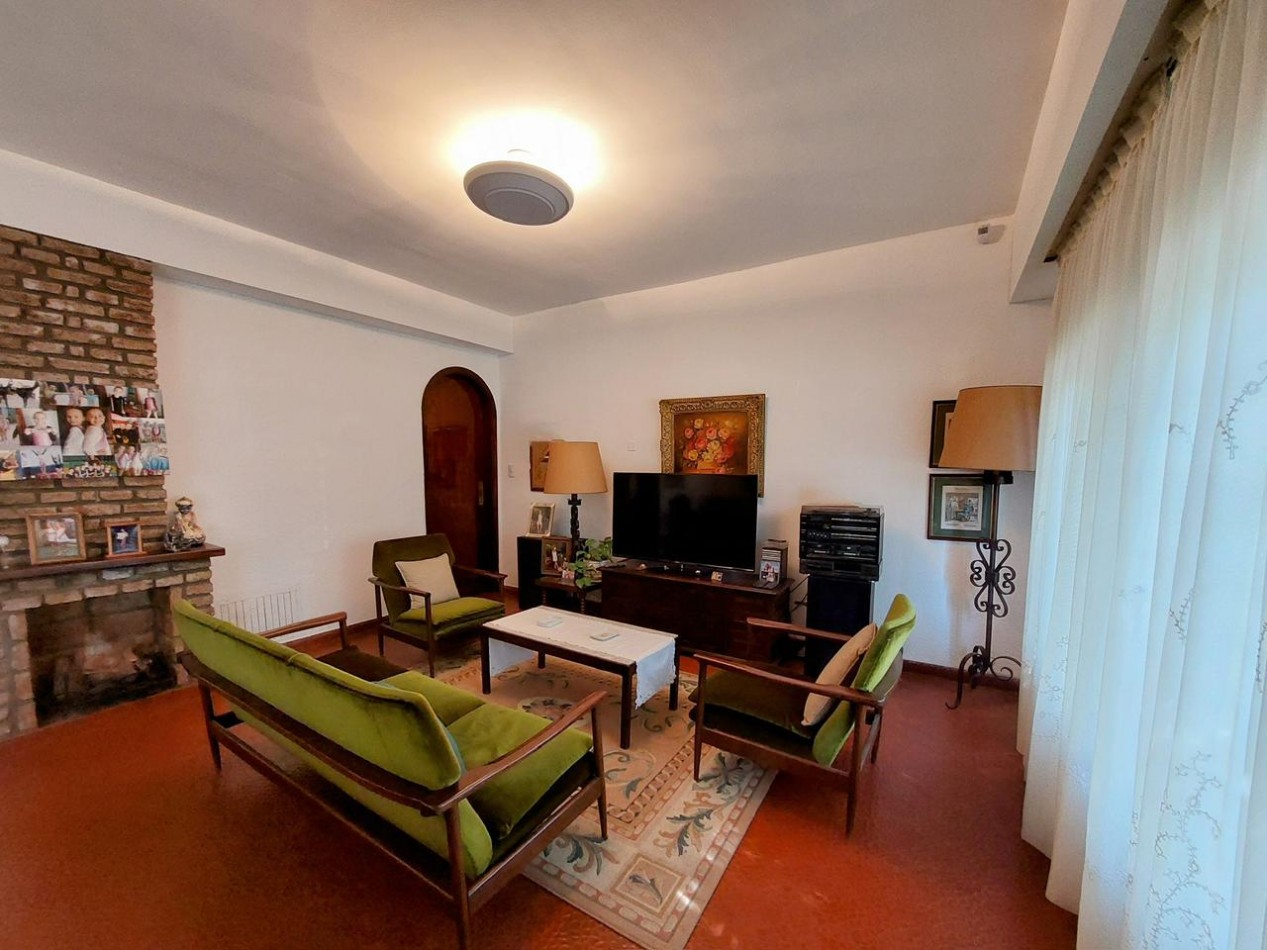 Venta casa Castelar Norte 5 Amb Parque