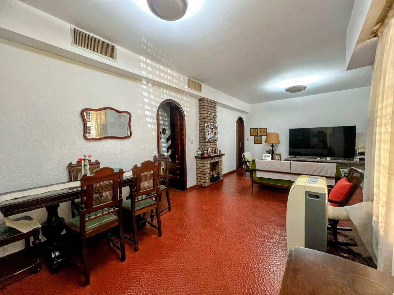 Venta casa Castelar Norte 5 Amb Parque
