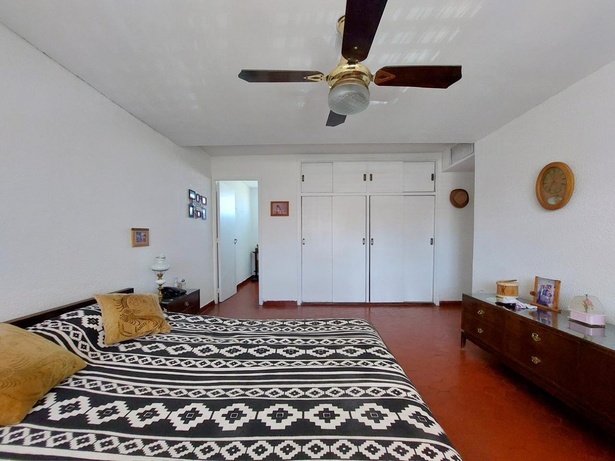 Venta casa Castelar Norte 5 Amb Parque