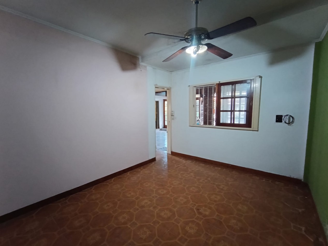 Casa venta lote 10 x 40 Paso del rey