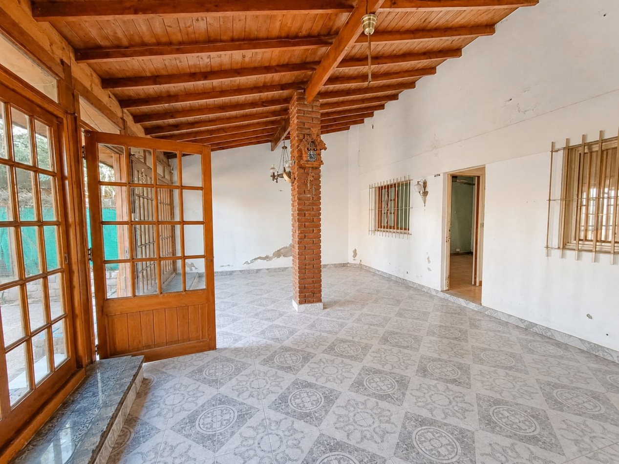 Casa venta lote 10 x 40 Paso del rey