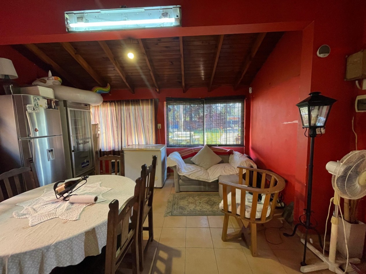 Casa 3 ambientes con amplio terreno, galeria y parrilla en Paso del Rey