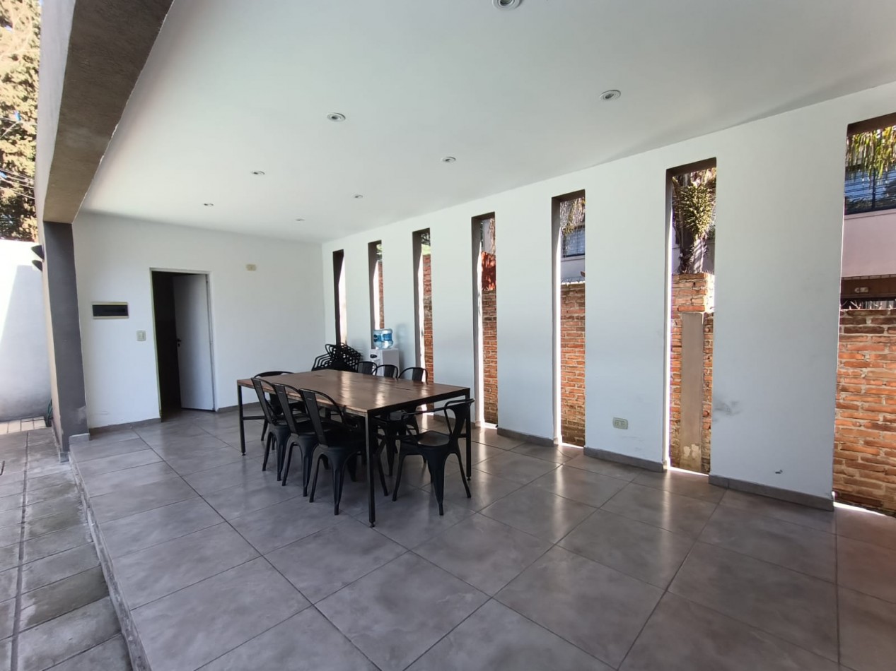 Alquiler Duplex 3 ambientes Udaondo c/ cochera