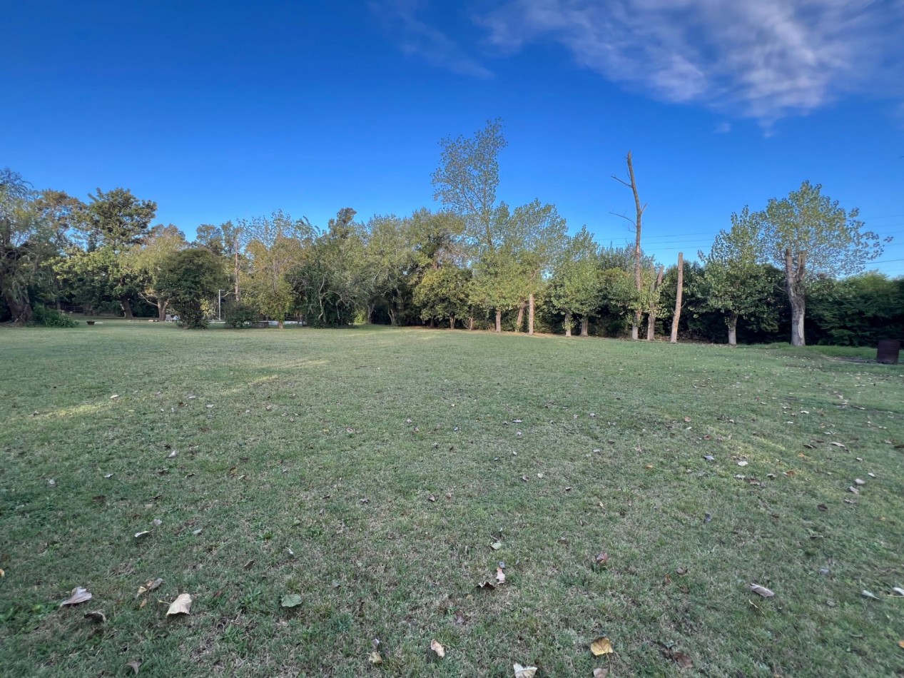 Venta Terreno Lote 12 x 33.5 esquina Paso del Rey