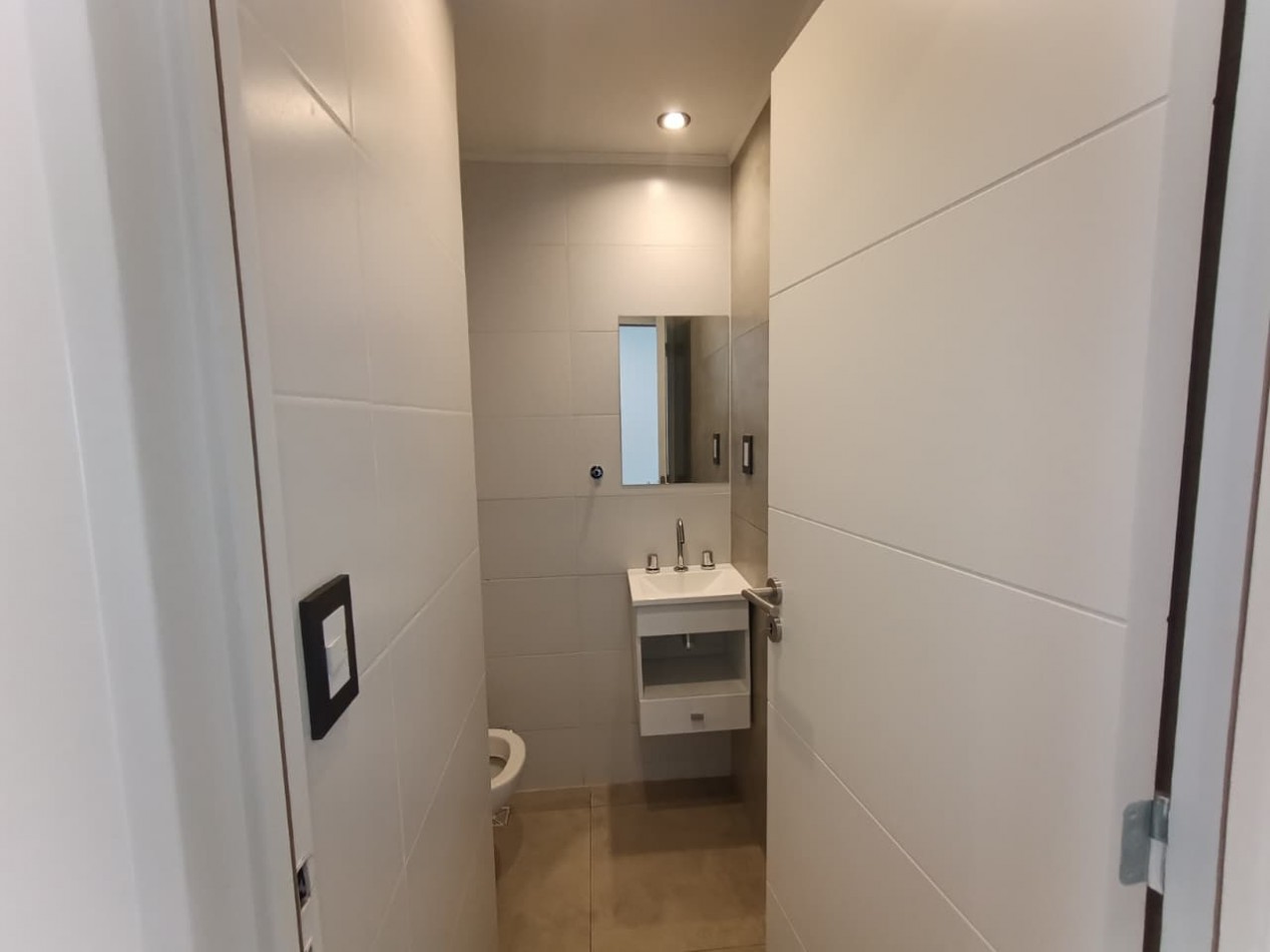 Venta duplex 3 ambientes Ituzaingo Norte en complejo