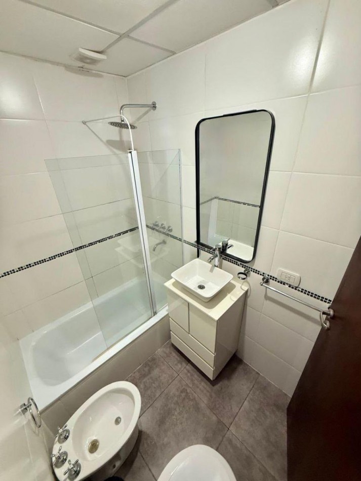 Venta departamento 3 ambientes Castelar norte