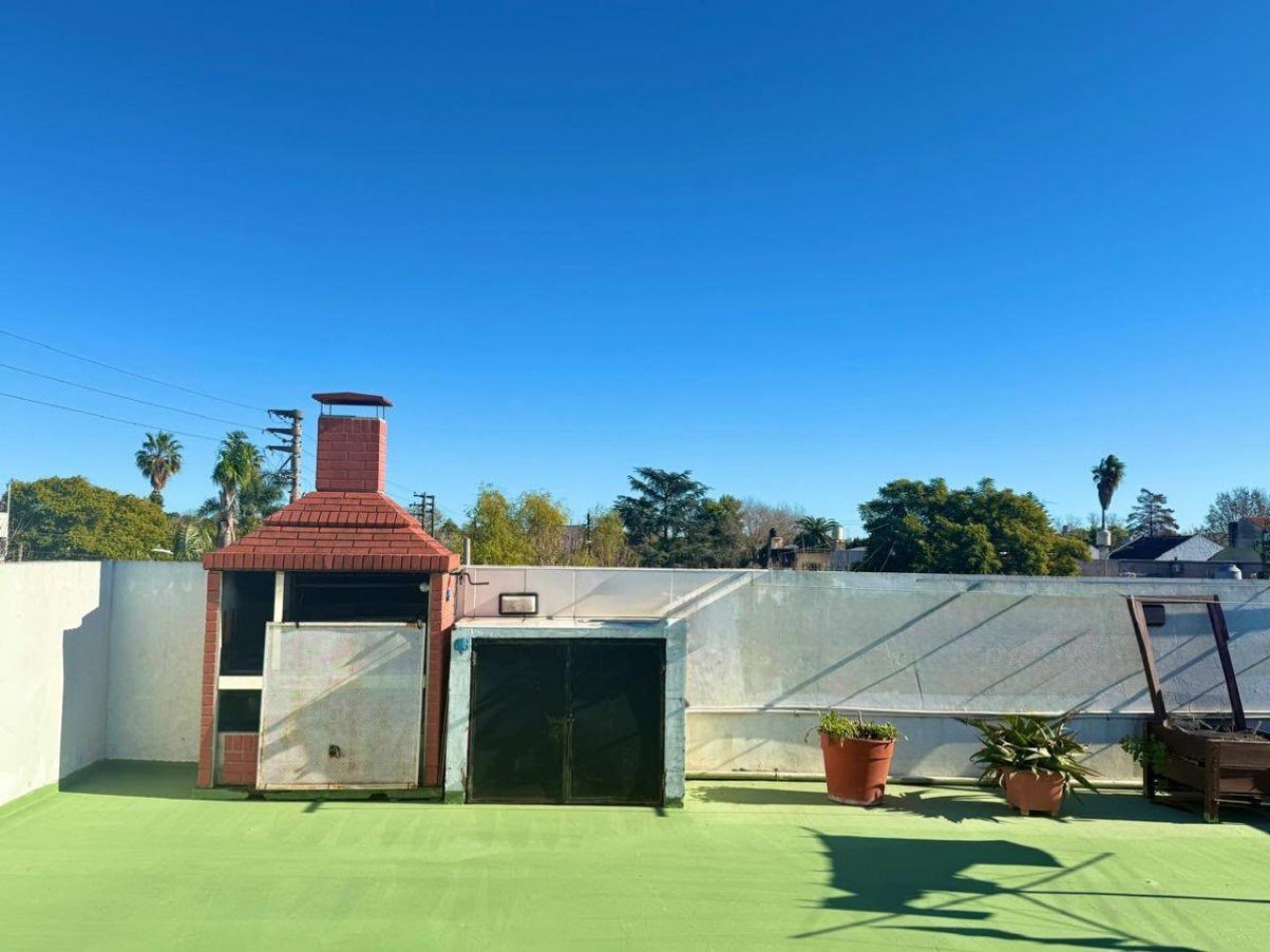 Venta departamento 3 ambientes Castelar norte