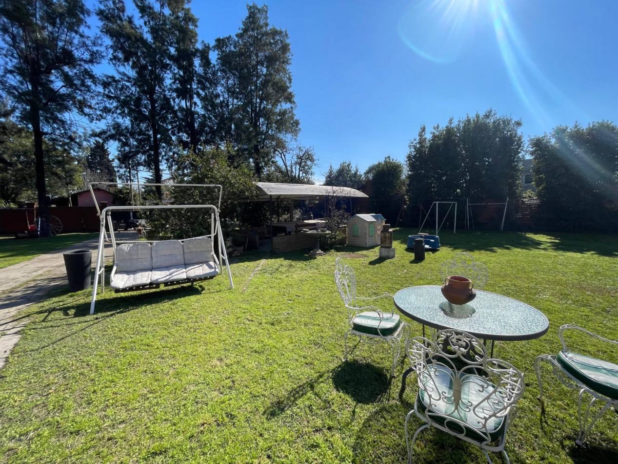 Terreno 385m² en Paso del Rey, con pileta, todos los servicios