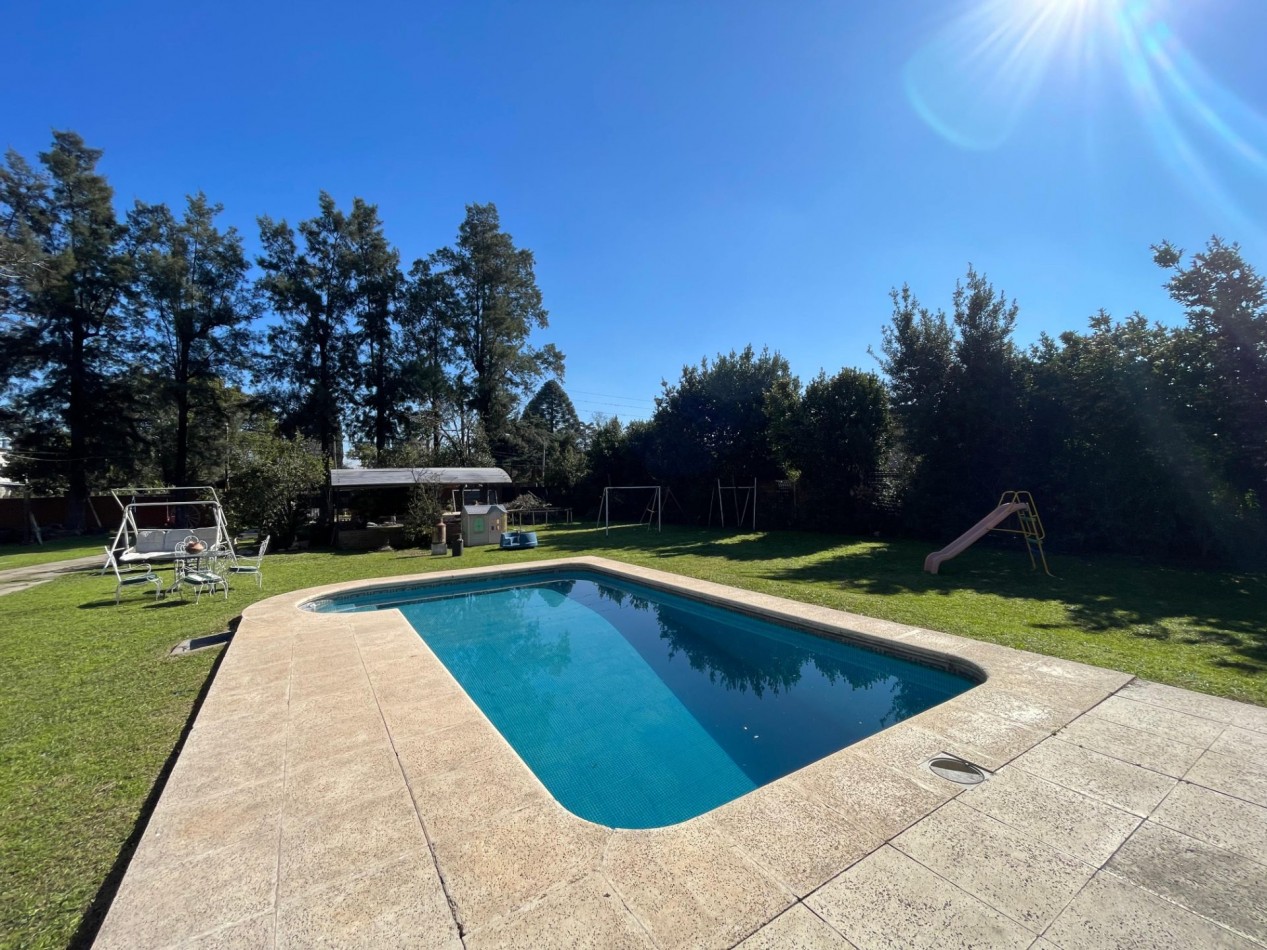 Terreno 385m² en Paso del Rey, con pileta, todos los servicios