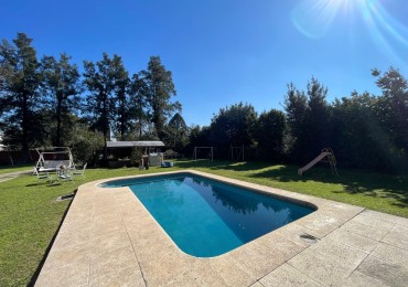 Terreno 385m² en Paso del Rey, con pileta, todos los servicios